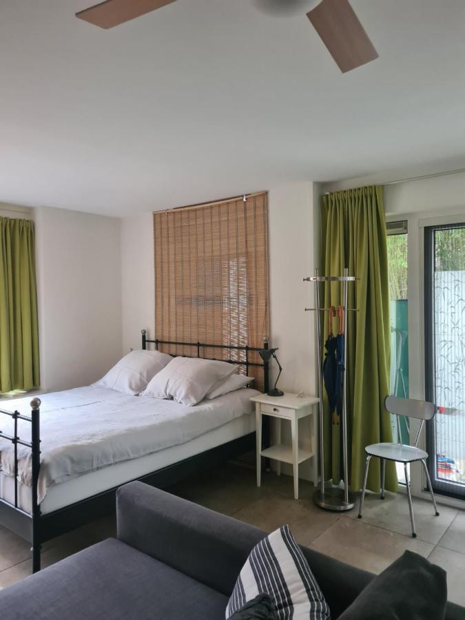 Great Canal Studio - Water View & Free Parking Амстердам Екстериор снимка